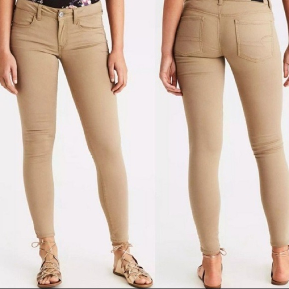 American Eagle Khaki Super Stretch Jegging